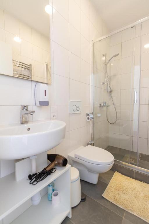 Hot Spot Vilnius Apartments! Bagian luar foto